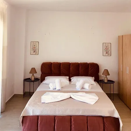 Ethereal Hilltop Suites * Hanioti