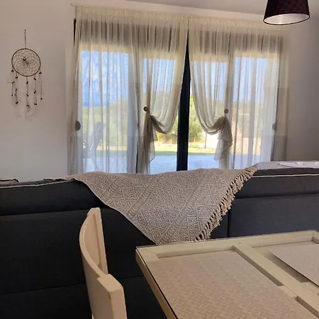 Ethereal Hilltop Suites * Hanioti