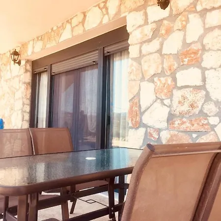 Aparthotel Ethereal Hilltop Suites *