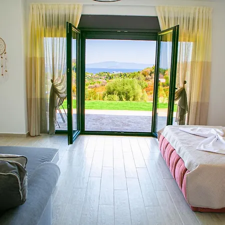 Ethereal Hilltop Suites *