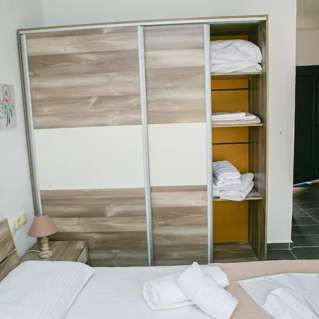 Aparthotel Ethereal Hilltop Suites *