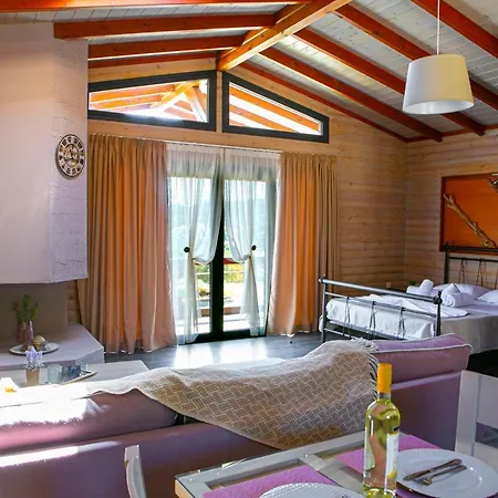 Ethereal Hilltop Suites Aparthotel *